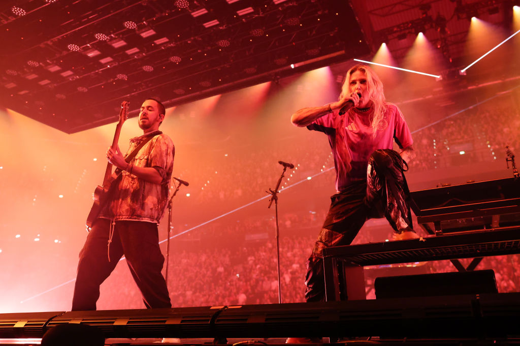 Linkin Park - From Zero World Tour - The Emptiness Machine Package fo 2